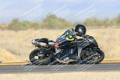 media/Dec-05-2024-Racers Edge (Thu) [[e102e0690b]]/3-B Group/Session 5 (Turn 16)/